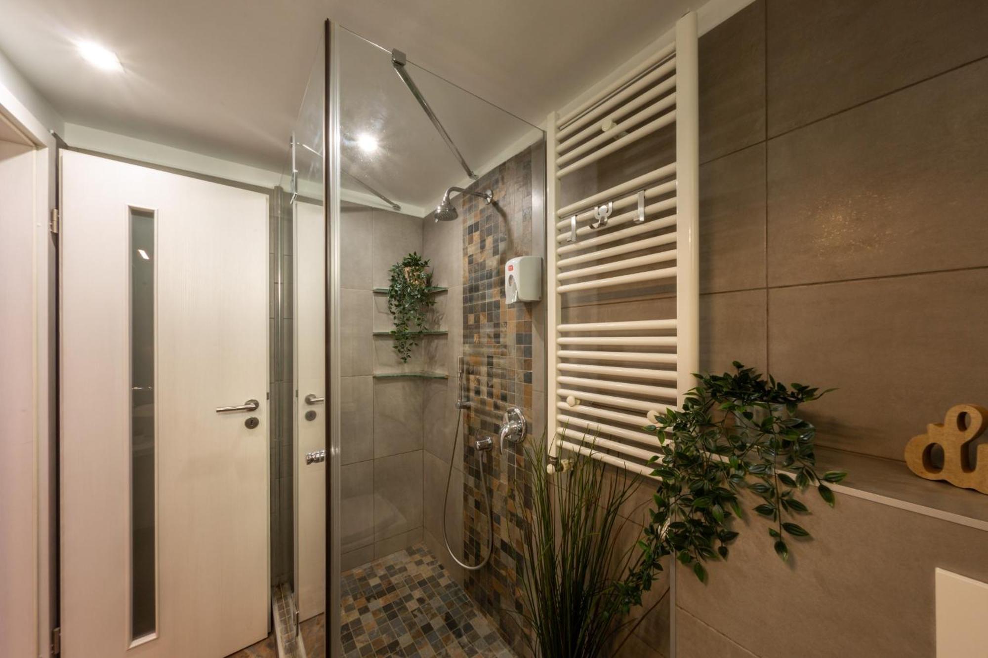 Modern 1Br Apt In The Old Town: The Perfect Choice Βουκουρέστι Εξωτερικό φωτογραφία